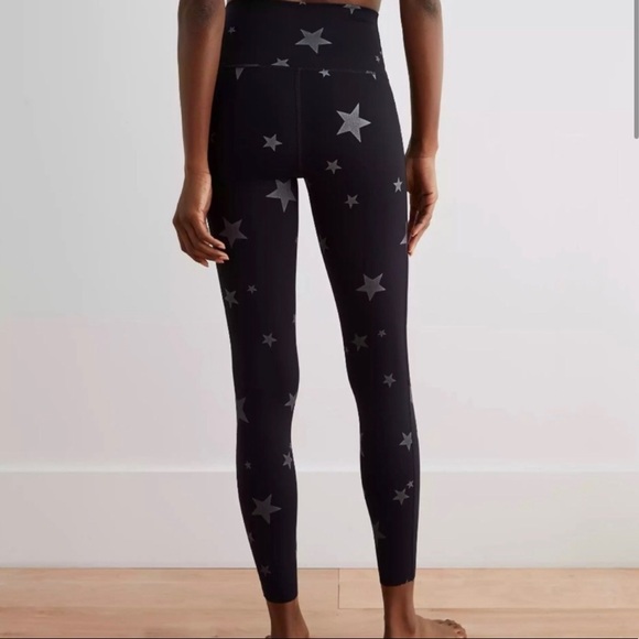 Aerie Chill Play Move Black Star Medium Support Leggings Size XS - Picture 5 of 7